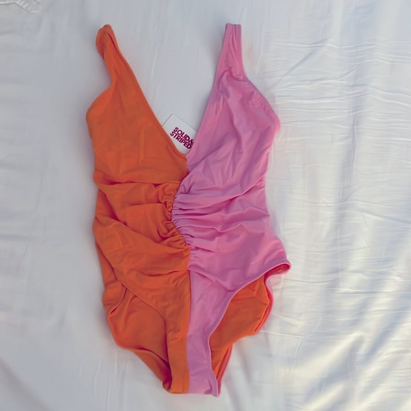 Solid and Striped NWT swimsuit. Size M. Lucia Butterluxe - Picture 2 of 3